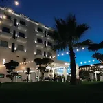 Delta Premium Hotel 4*