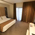 Delta Premium Hotel 4*