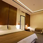 Hotel Delta Premium 4*
