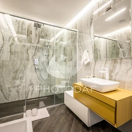 Delta Premium Ξενοδοχείο 4*