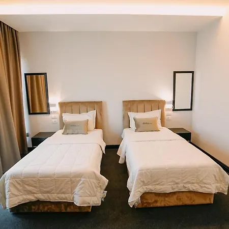 酒店 Delta Premium 4*