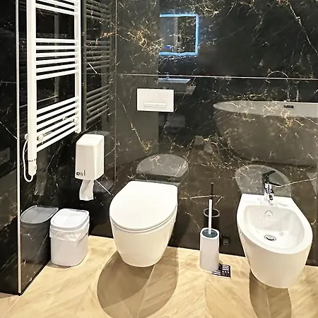 Delta Premium מלון Jube