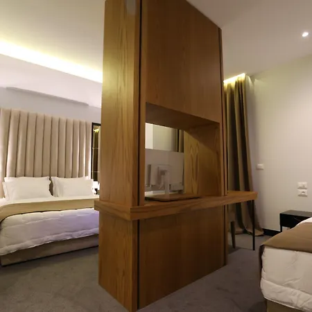Delta Premium מלון 4*