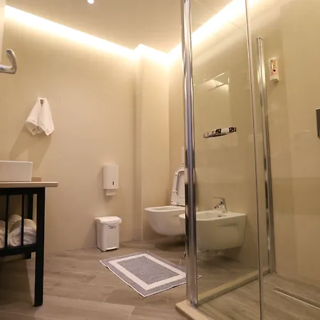 מלון Delta Premium 4*